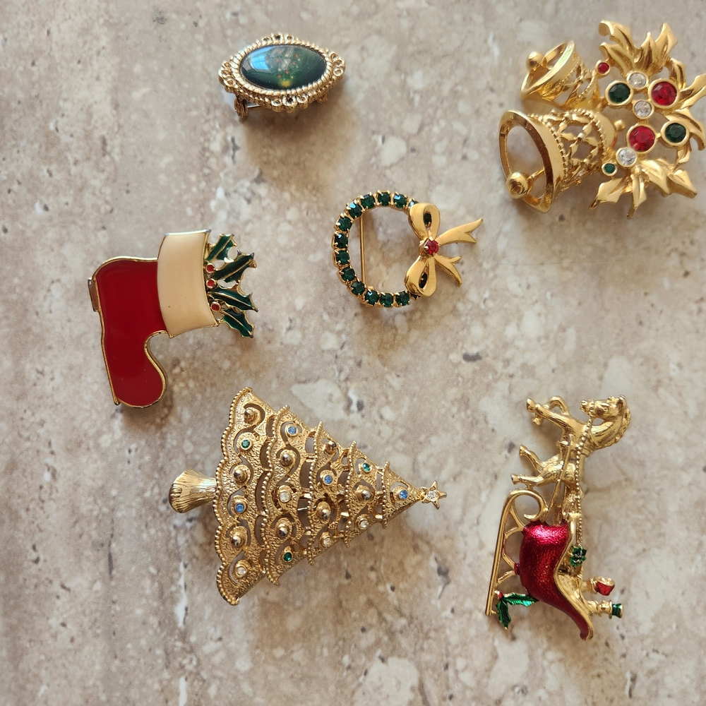 Christmas Gold & Red Brooch Pins  Lot Of 6